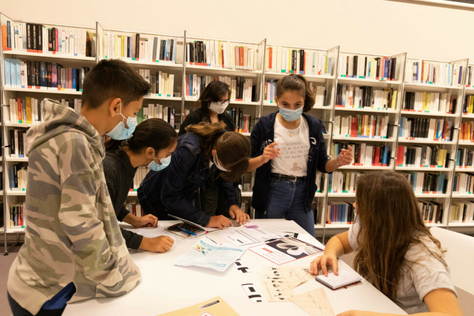 Escape game Panique dans la bibliothèque sur les infox Instant Science